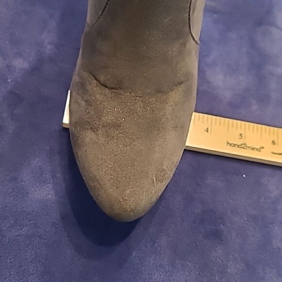 New Directions sz 8M gray suede knee length 4" heeled boots - Picture 5 of 11